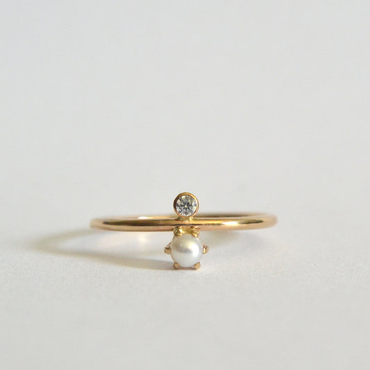 14k Pearl & Diamond Ring