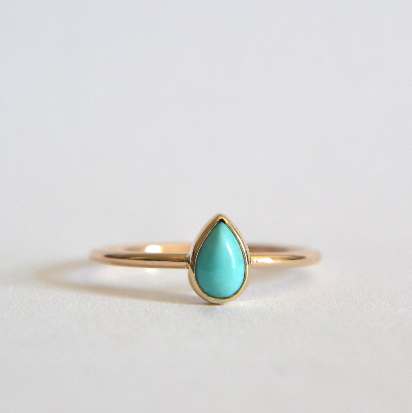 14k Pear Turquoise Ring