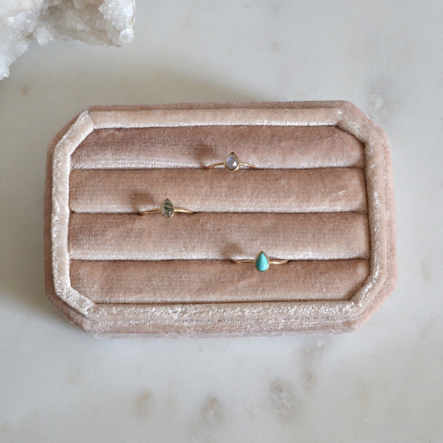 14k Pear Moss Agate Ring