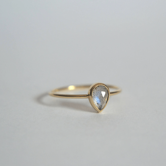 14k Pear Labradorite Ring