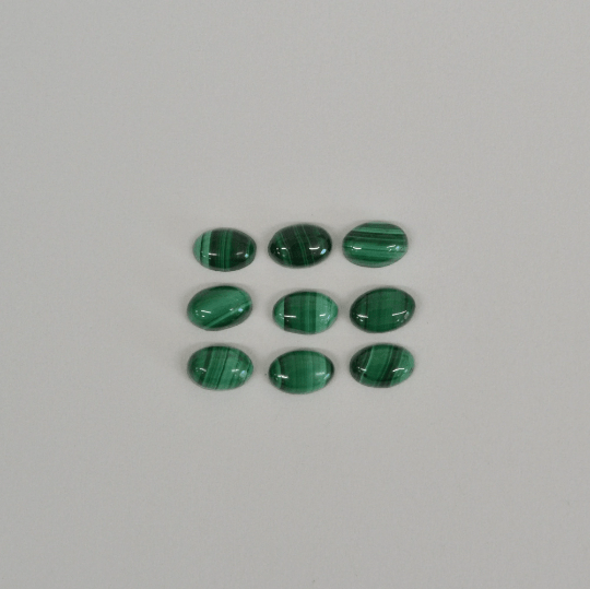 14k Oval Malachite Ring