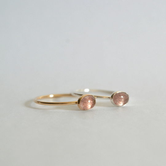 14k Oval Strawberry Ring