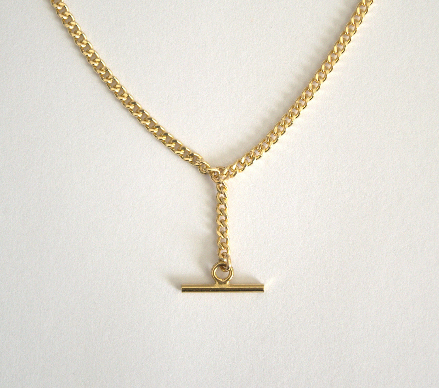 Curb t bar necklace