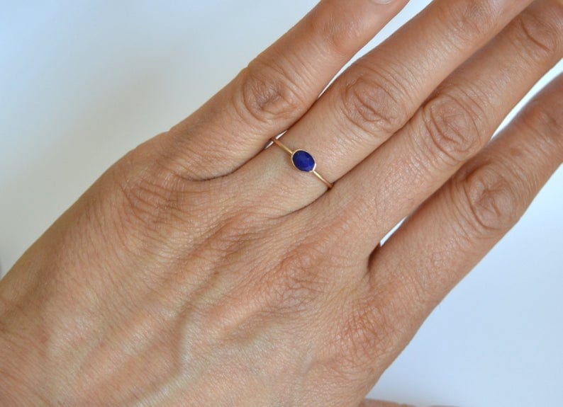 14k Oval Lapis Lazuli Ring