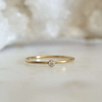 14k Tiny Diamond Ring