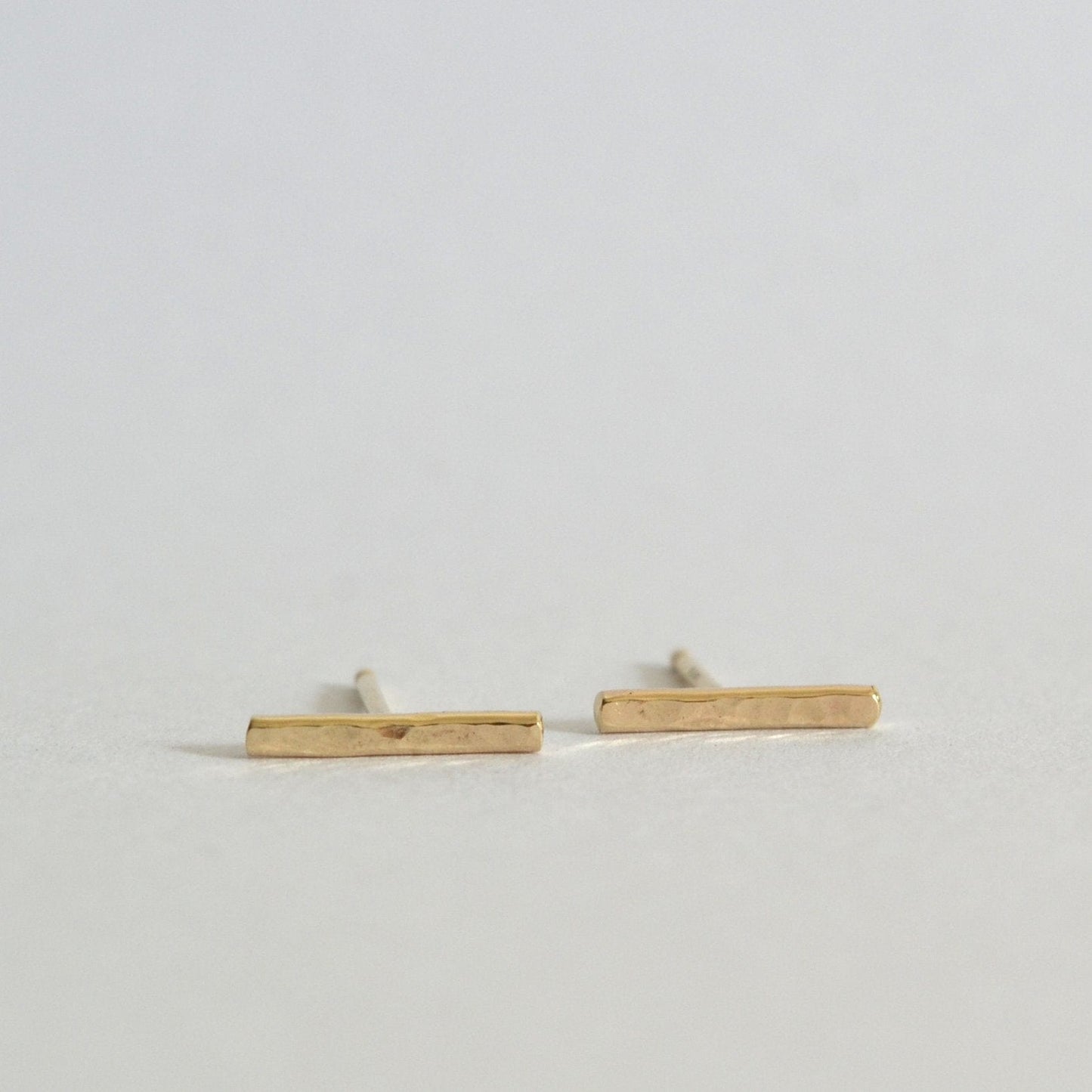 14k Hammered Bar Studs