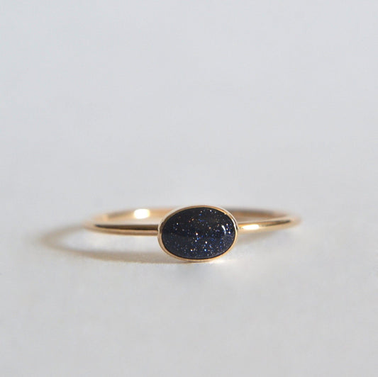 14k Oval Blue Sunstone Ring