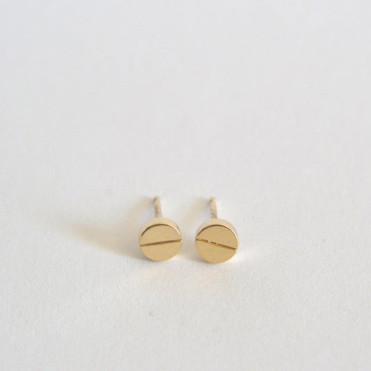 14k screw stud earrings