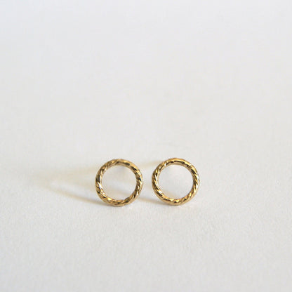 Sparkling Circle Studs