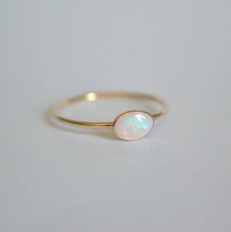 14k oval opal ring