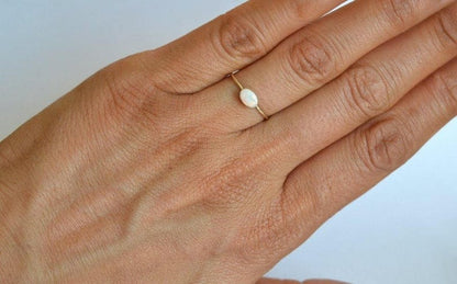 14k Oval Natural Opal Ring